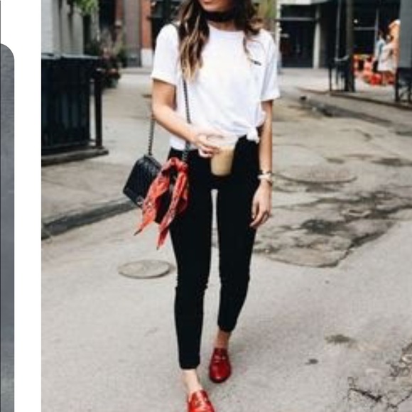 Meet your Posher, Krystine Baldrige - Picture 5 of 7